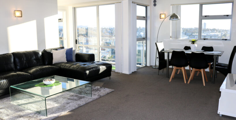 421 Queen Street – 216